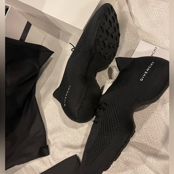 New in box Givenchy black sneakers